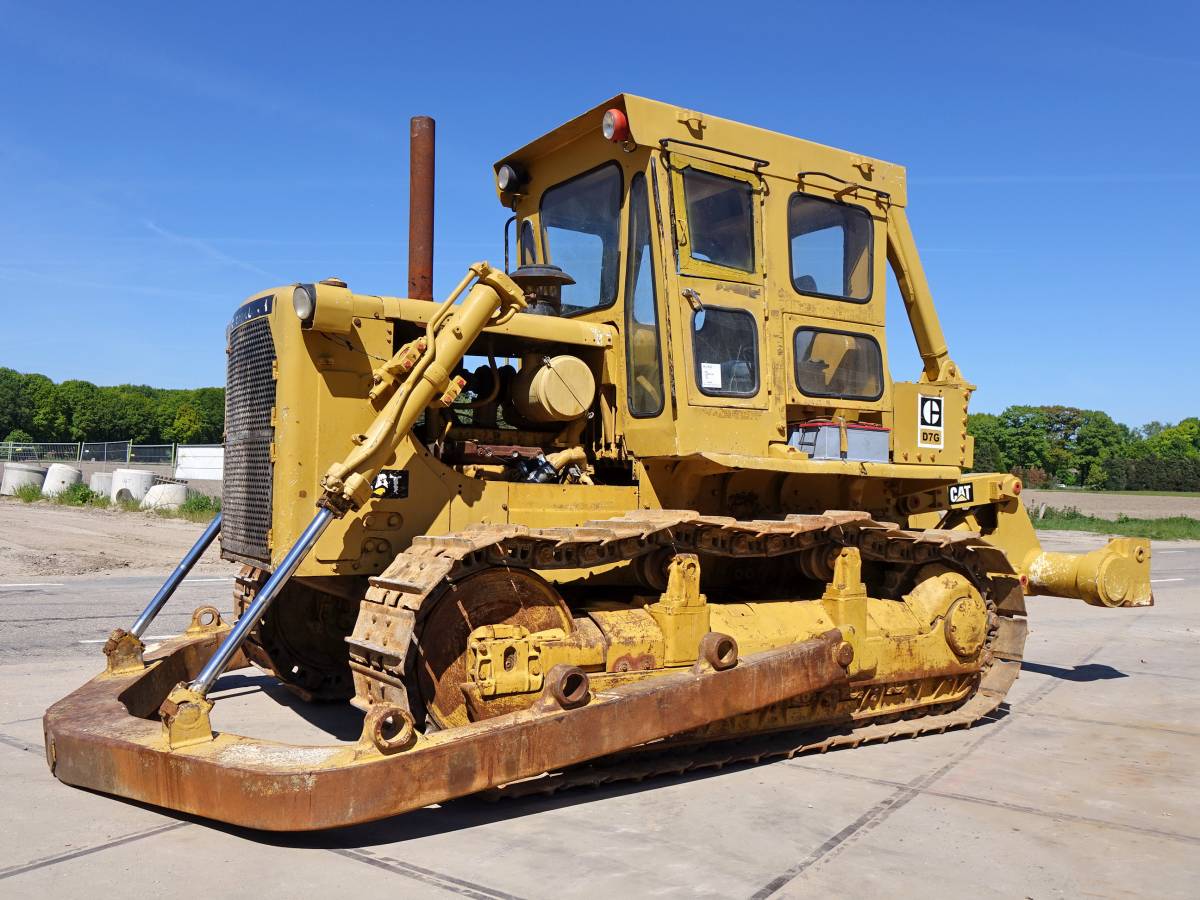 معرفی بلدوزر کاترپیلار D7G