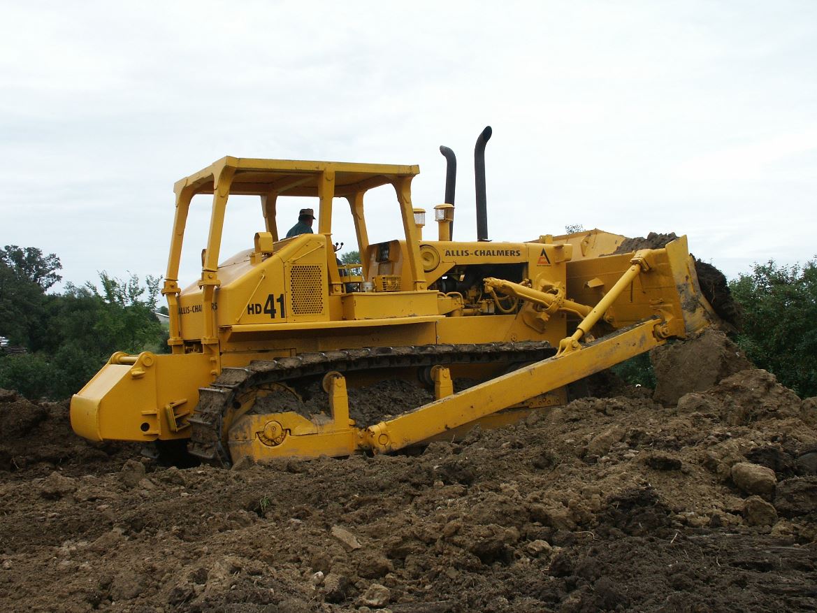 بزرگترین بلدوزرهای جهان