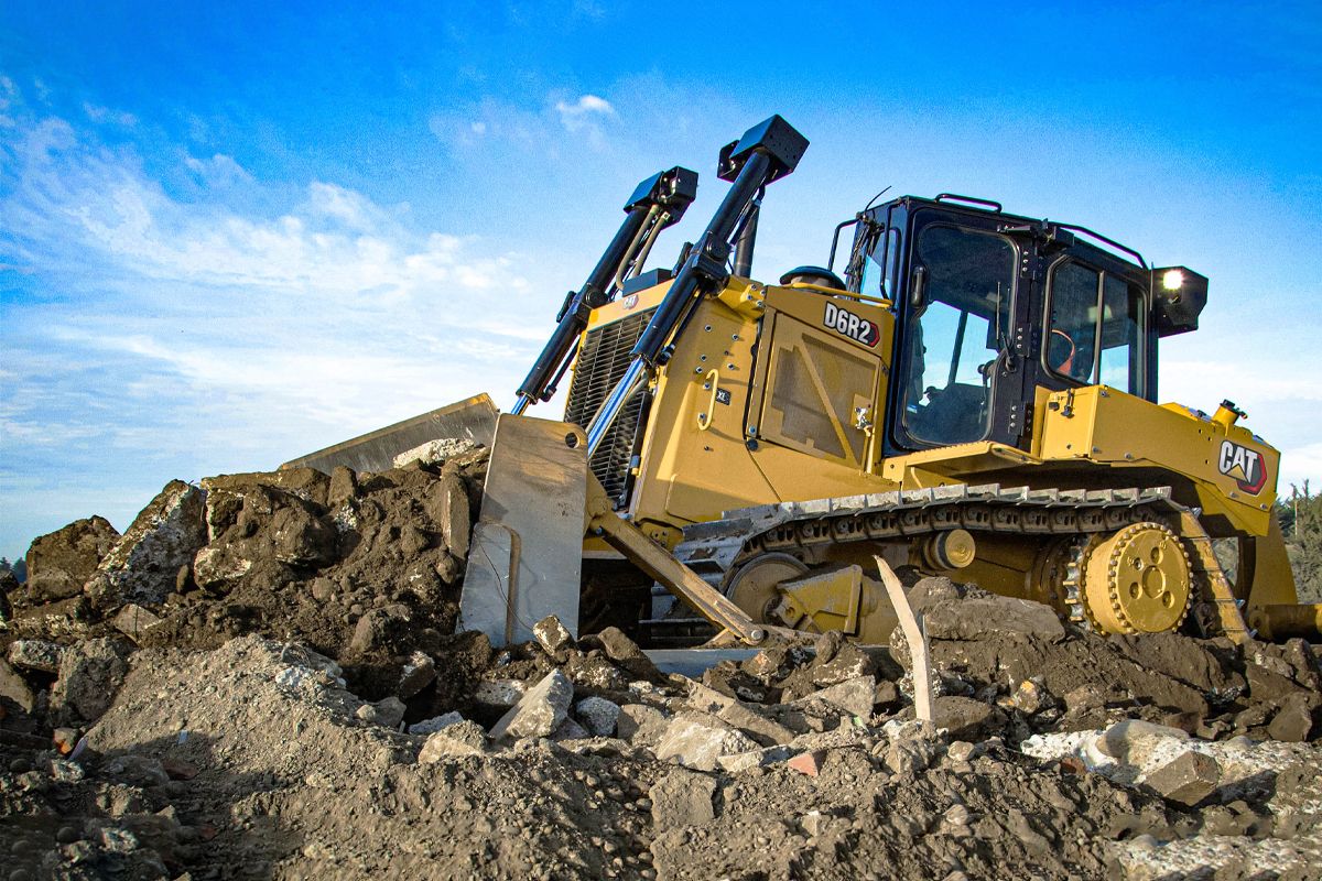 معرفی بلدوزر کاترپیلار D6R2